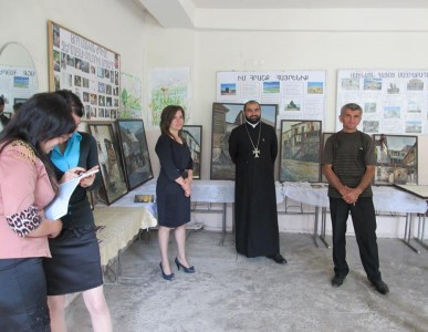 «Դիլիջանը` նկարիչների աչքերով» շրջիկ ցուցահանդես սահմանամերձ Չինարի գյուղում «Դիլիջանը` նկարիչների աչքերով» շրջիկ ցուցահանդես սահմանամերձ Չինարի գյուղում