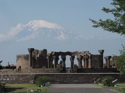 Բաց եւ փակ միջոցառումները իրականացվել են «Զվարթնոց» տաճարի հարևանությամբ Բաց եւ փակ միջոցառումները իրականացվել են «Զվարթնոց» տաճարի հարևանությամբ