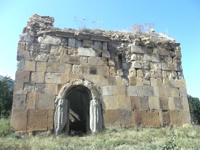 ԿԱՐՄԻՐ ՎԱՆՔ ԿԱՐՄԻՐ ՎԱՆՔ
