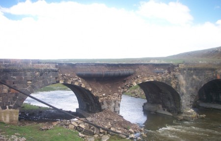 ԿՐԱՍԱՐ ԿՐԱՍԱՐ