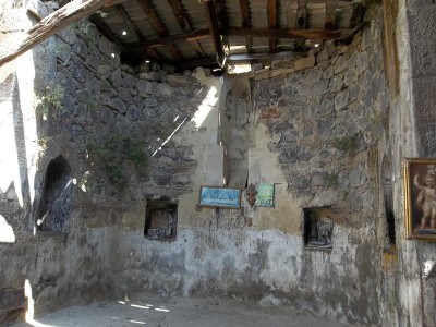 փլուզված եկեղեցի փլուզված եկեղեցի