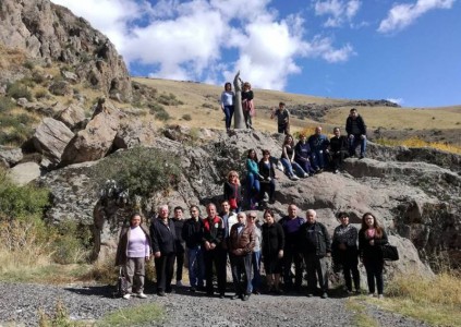 Արշավ դեպի Կոտայքի մարզի համալիրներ Արշավ դեպի Կոտայքի մարզի համալիրներ