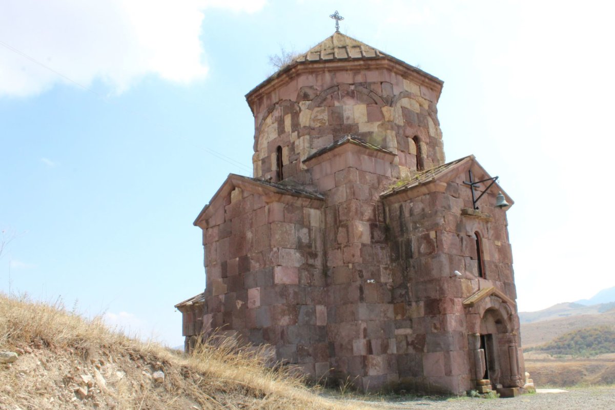 Surb Astvatsatsin Church of Voskepar